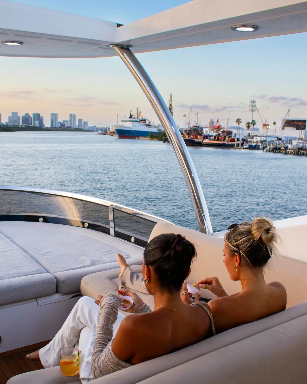 Tampa Luxury Yacht Charter
